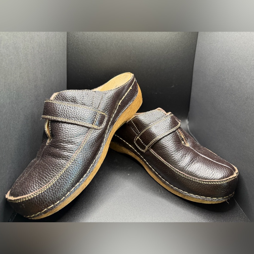 Spring Step Brown Leather Women's Clog Mules